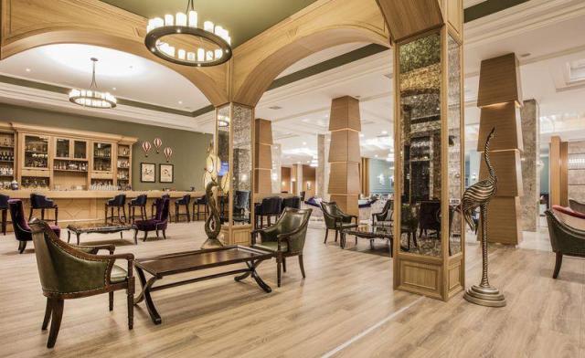 lobby bar