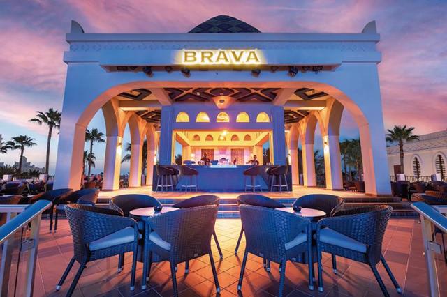 plaza bar