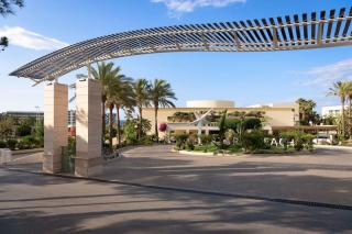 Star Beach Village