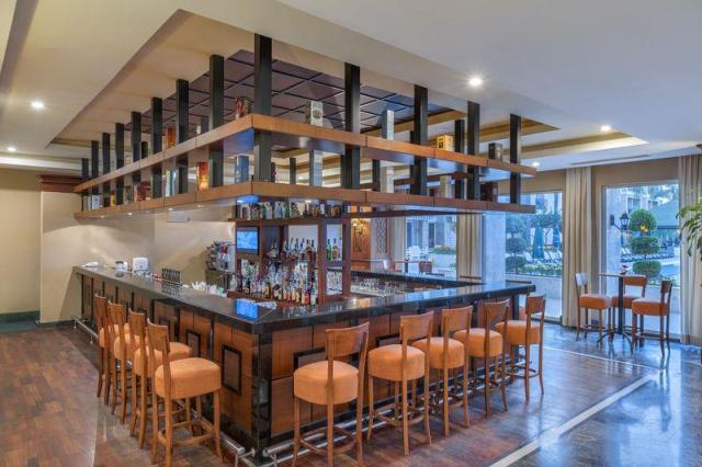 bar