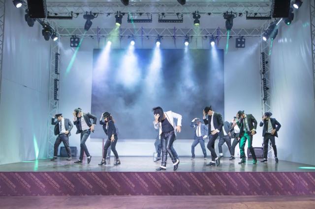 večerná show
