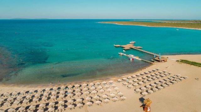 Aquasis de Luxe Resort and Spa