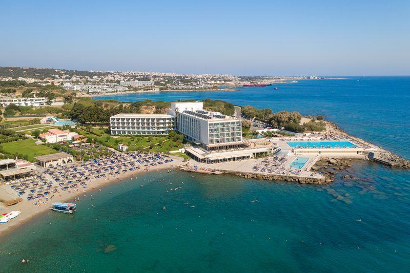 Eden Roc Resort Hotel & Bungalows