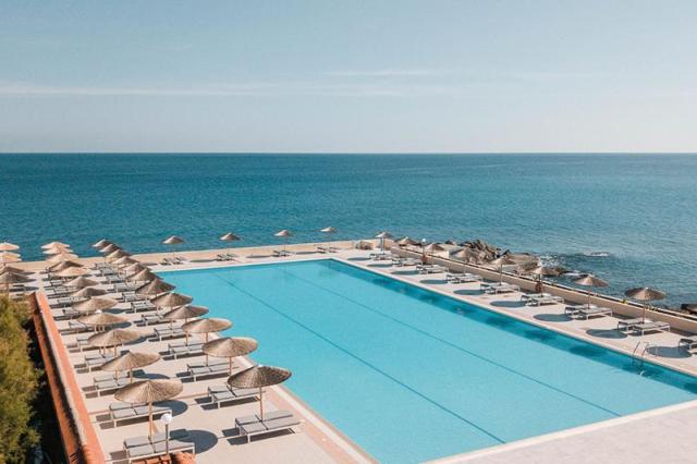 Eden Roc Resort