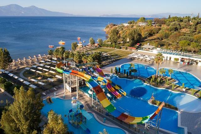 bazén a aquapark
