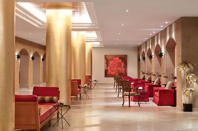 lobby bar