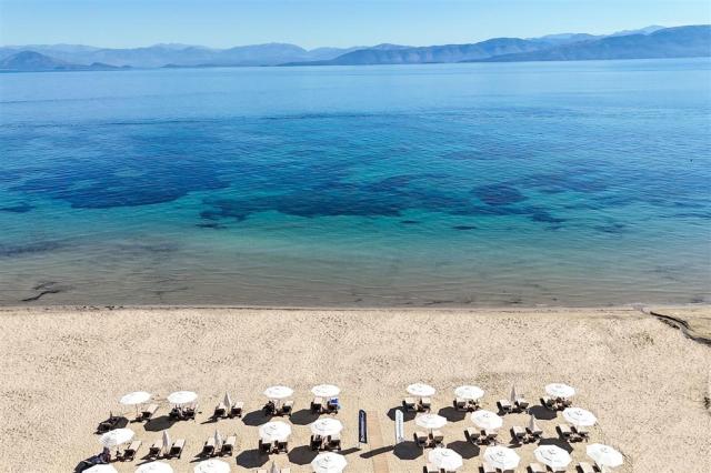 Cavomarina Beach