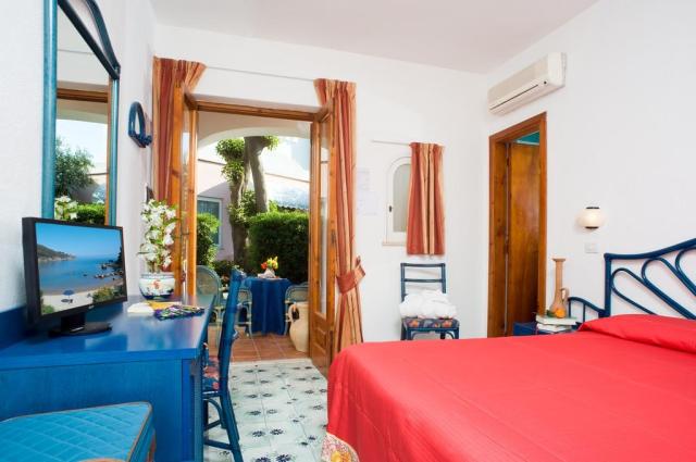 Providence_Ischia4