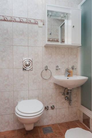 crnov17_120874_l