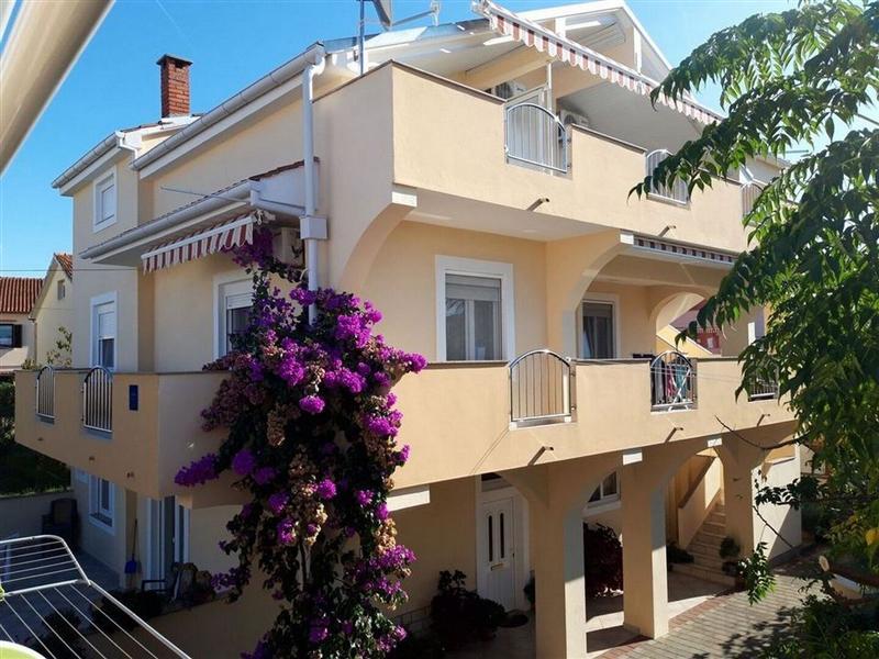 Apartmány Mira