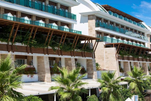 Crystal Waterworld Resort & SPA