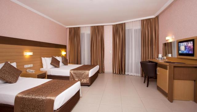 Kleopatra Remi Hotel
