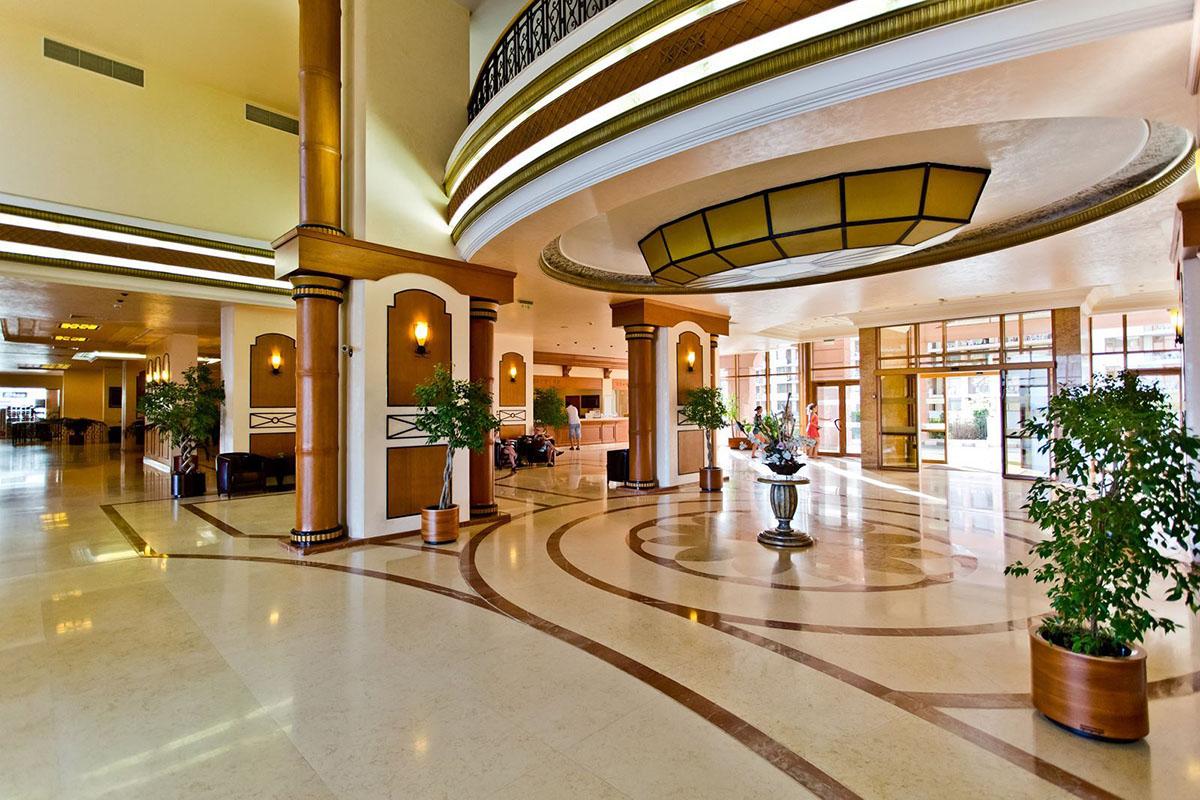 Hotel DIT Majestic Beach Resort
