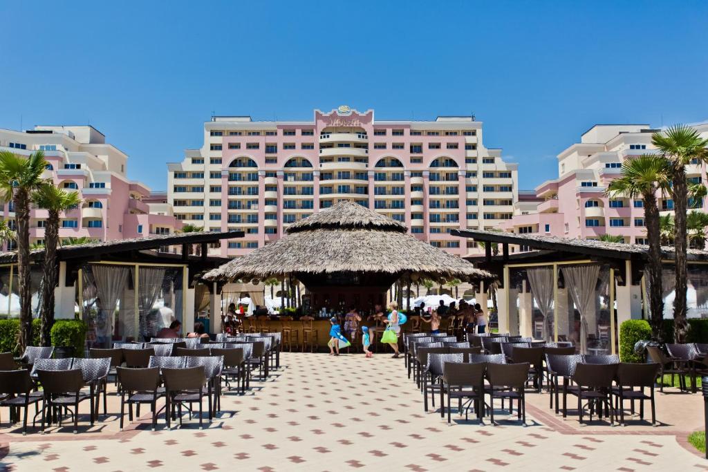 Hotel DIT Majestic Beach Resort