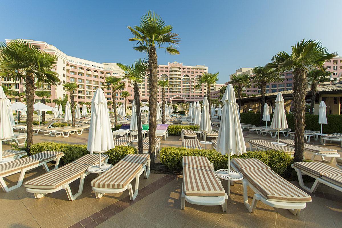 Hotel DIT Majestic Beach Resort
