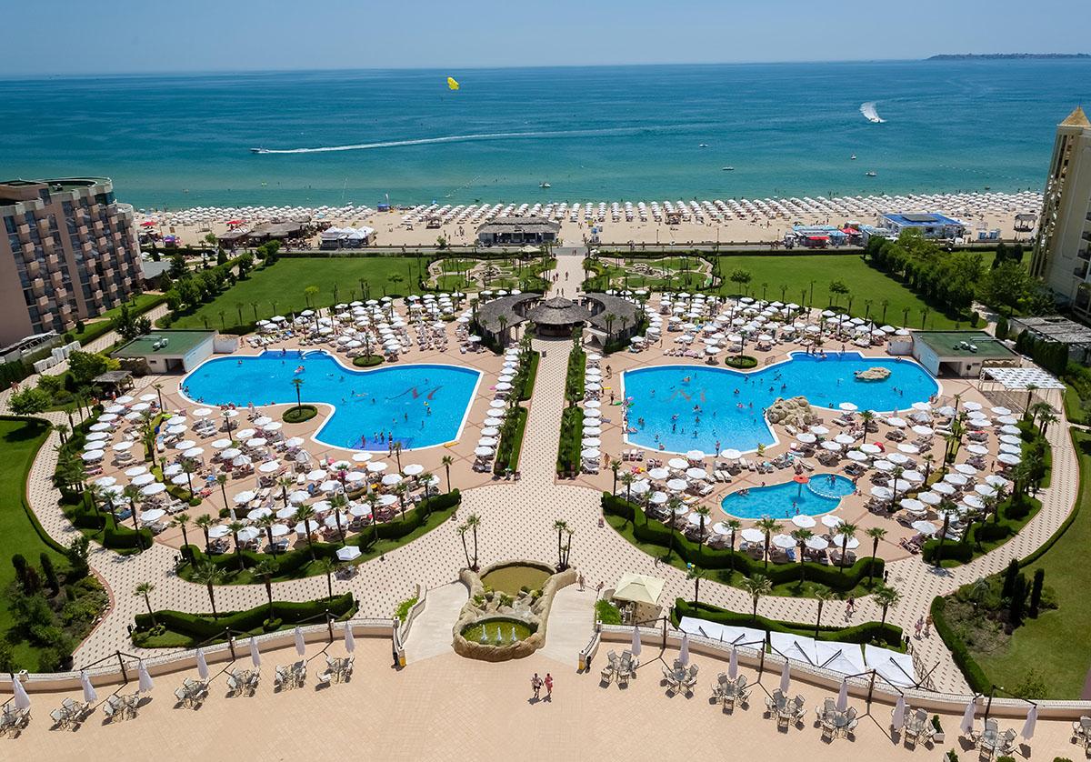 Hotel DIT Majestic Beach Resort