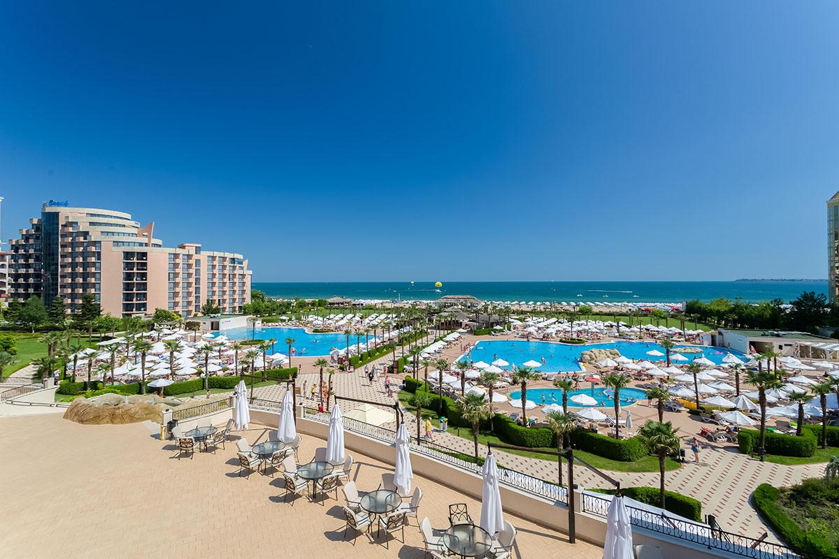 Hotel DIT Majestic Beach Resort