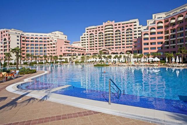 Hotel DIT Majestic Beach Resort