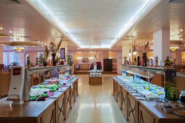 Hotel DIT Majestic Beach Resort