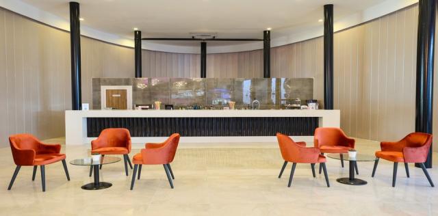 Crystal Centro