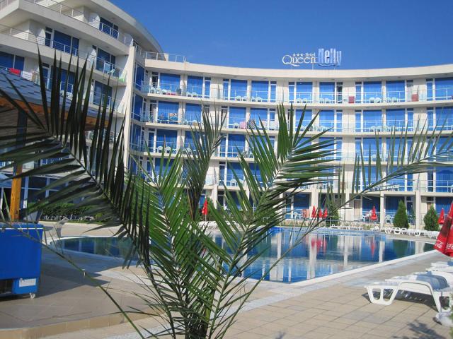 Hotel Queen Nelly