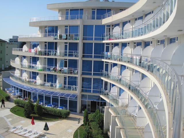 Hotel Queen Nelly