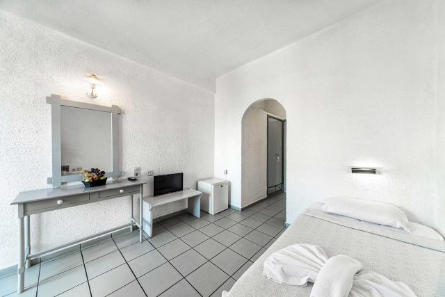 IRO Hotel