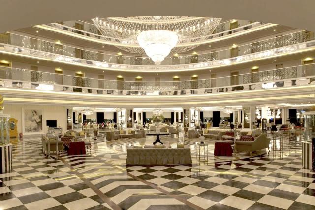 Delphin Imperial