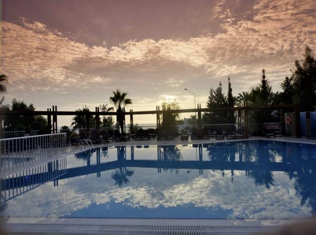 Side Alegria Hotel & Spa