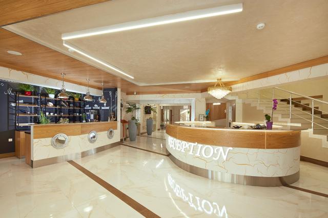 Hotel Kavkaz