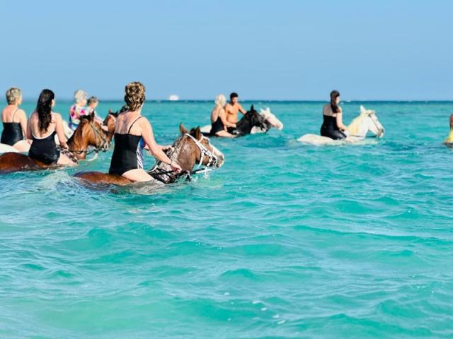 Golden Beach Resort
