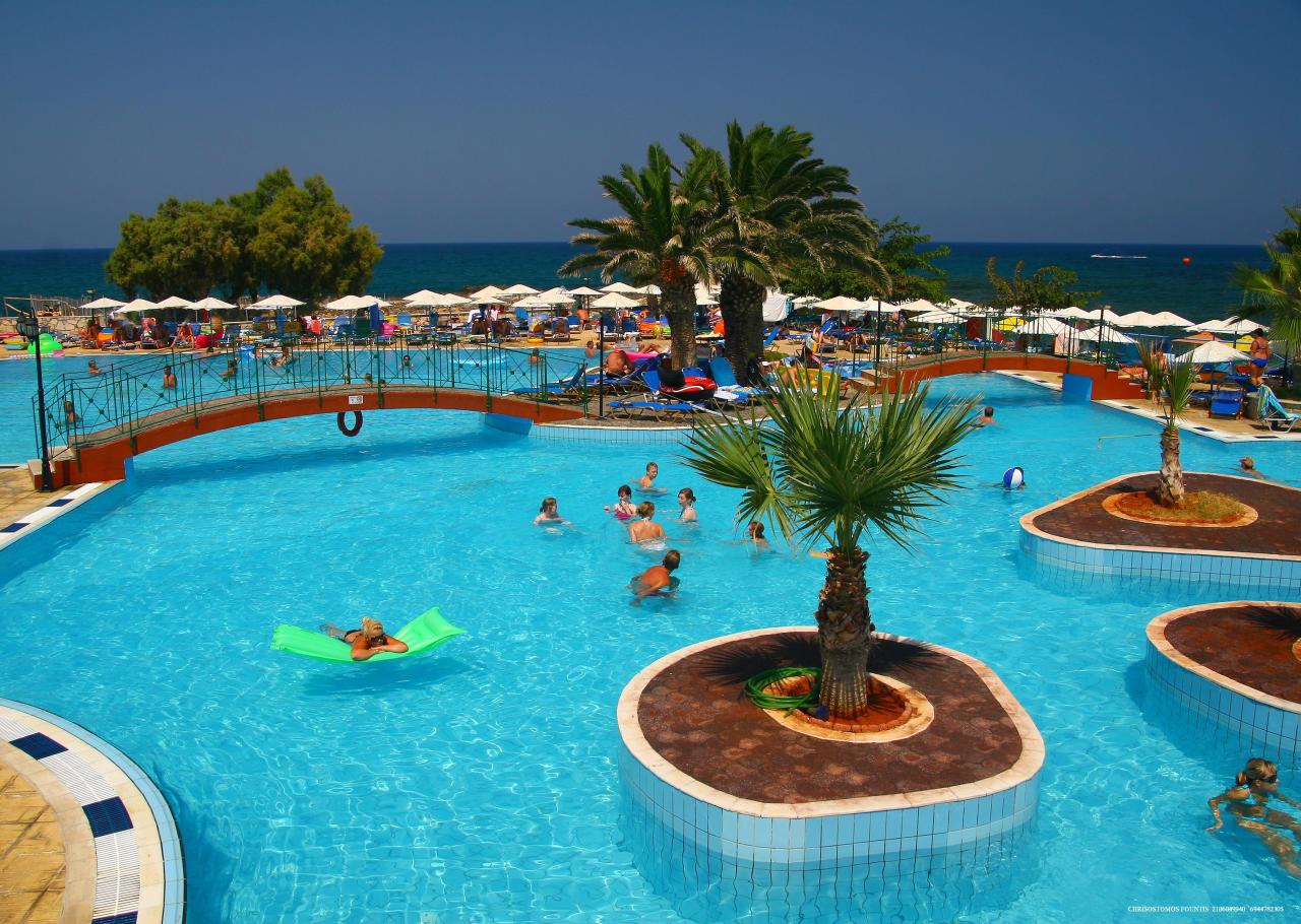 Hotel Eri Beach & Village