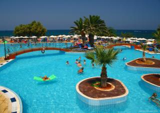 Eri Beach & Village