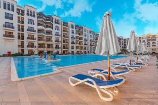 Gravity Hotel & Aqua Park