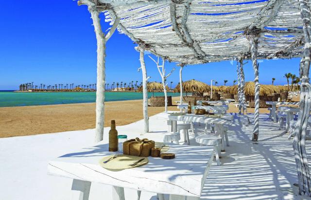 Meraki Resort