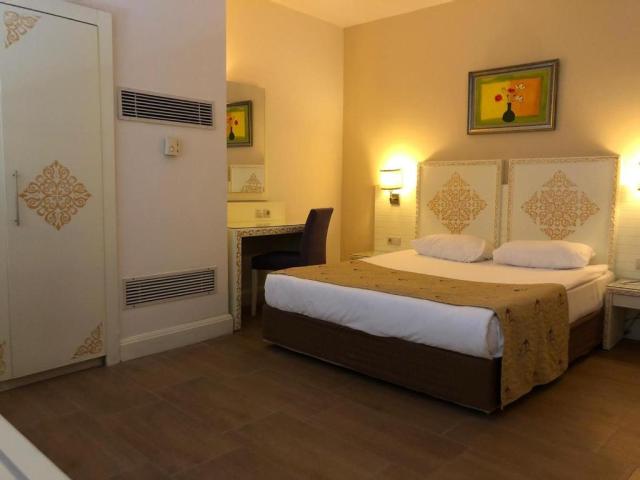 Crystal Admiral Resort & SPA