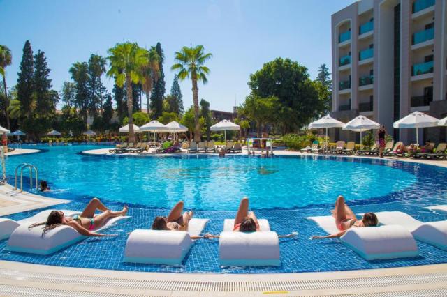 Horus Paradise Luxury Resort