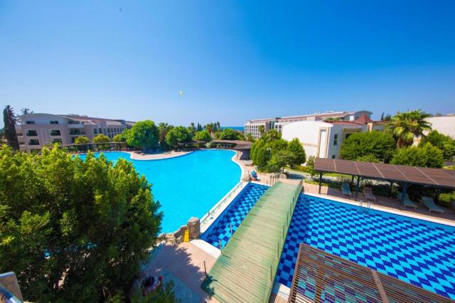 Horus Paradise Luxury Resort