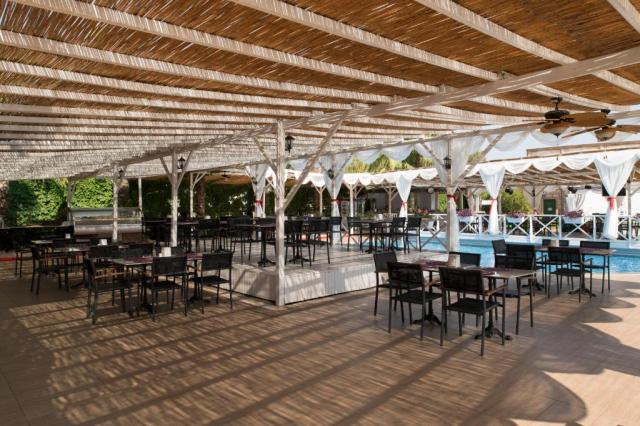 Delphin Palace