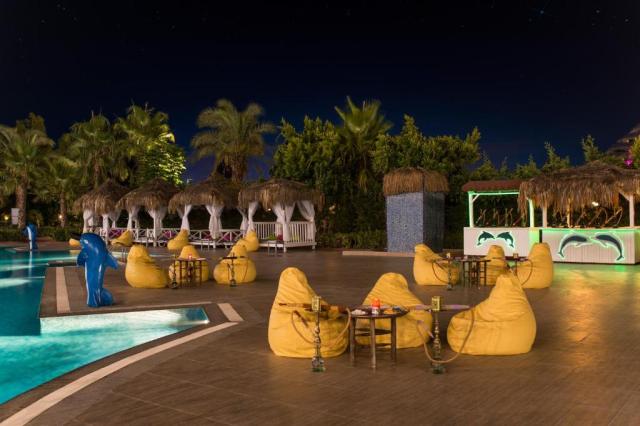 Delphin Palace