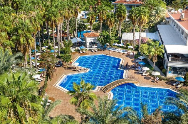 Utopia Resort and Residence