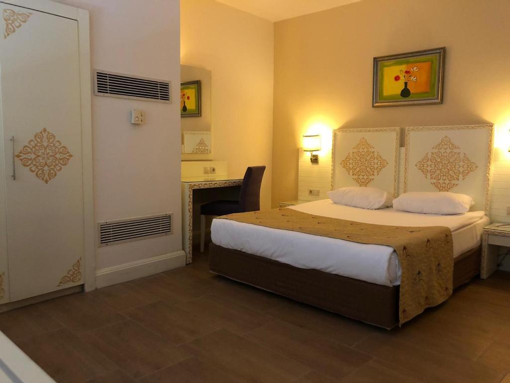 Crystal Admiral Resort & SPA
