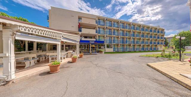 Hotel Pliska - AI
