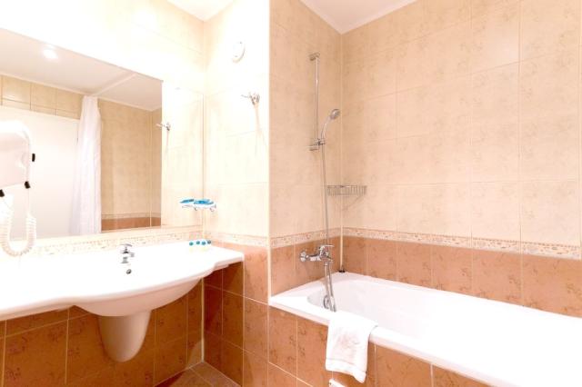 Hotel DIT Evrika Club
