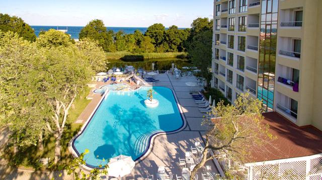Hotel Perla Royal