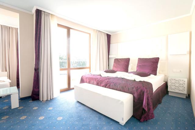 Hotel Perla Royal