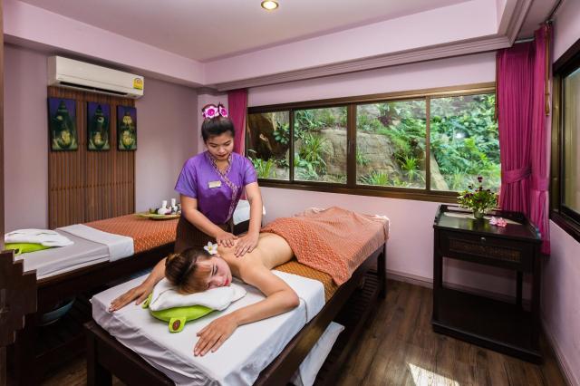 Kombinace - Fair House Beach Resort ****, Bangkok Palace Hotel 