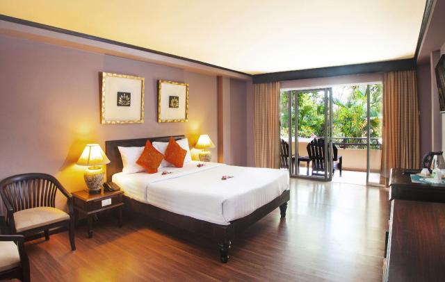 Kombinace - Fair House Beach Resort ****, Bangkok Palace Hotel 