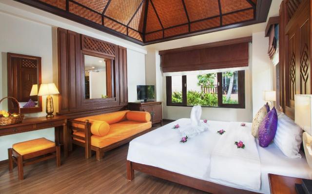 Kombinace - Fair House Beach Resort ****, Bangkok Palace Hotel 