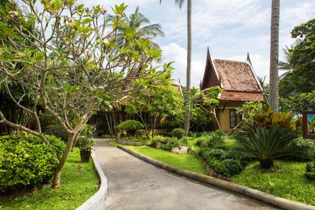 Kombinace - Fair House Beach Resort ****, Bangkok Palace Hotel 